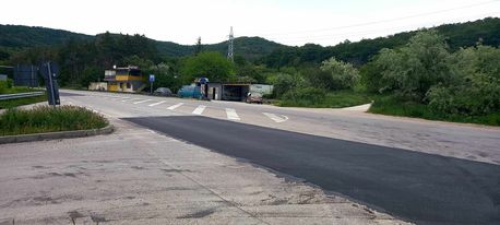 Главчев поиска проверка по случая с асфалтирането на участък, където стана тежката катастрофа с кола на НСО