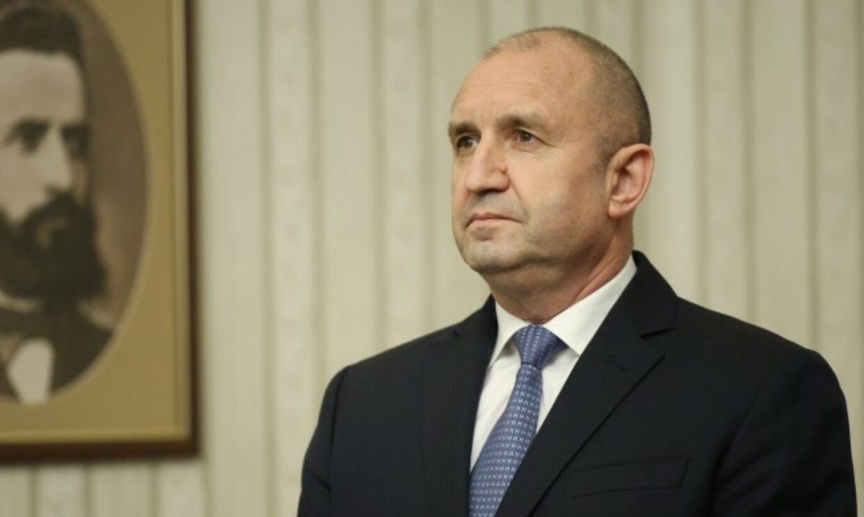 Президентът връчва третия мандат на ИТН