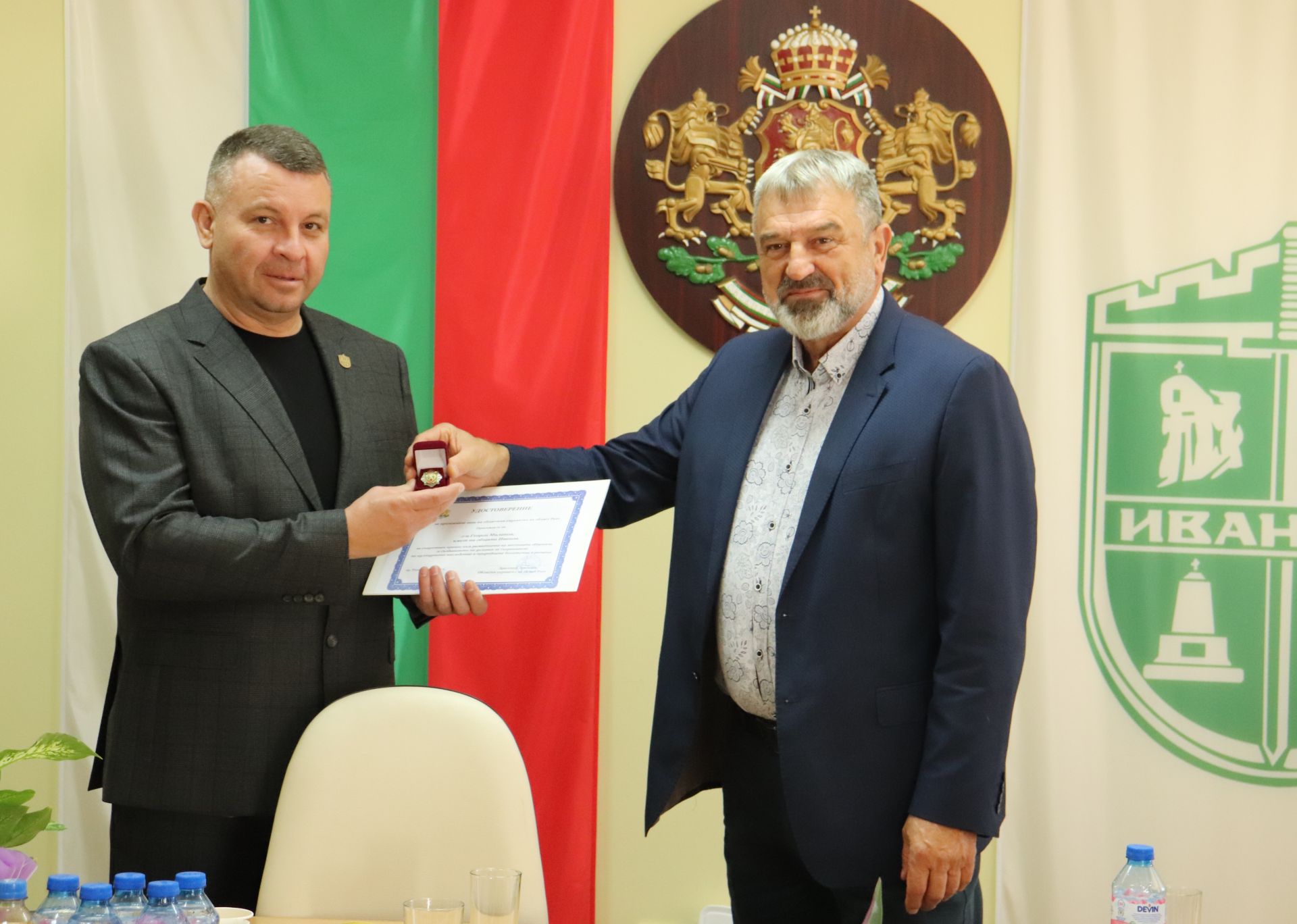 Кметът на Иваново Георги Миланов получи знака  на областния управител на Русе