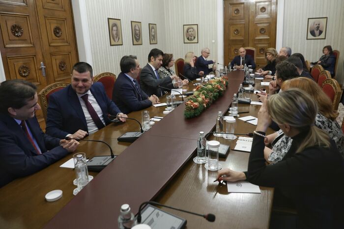 ПП-ДБ при президента: Ще участваме в преговорите за правителство, но не на всяка цена