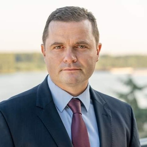 Пенчо Милков: Коледа е магично време на доброта, щедрост и смирение