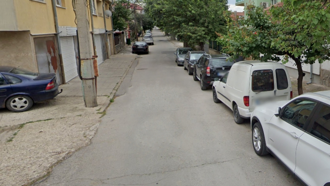 Ремонт затваря временно участък от ул. “Сяр“ в Русе