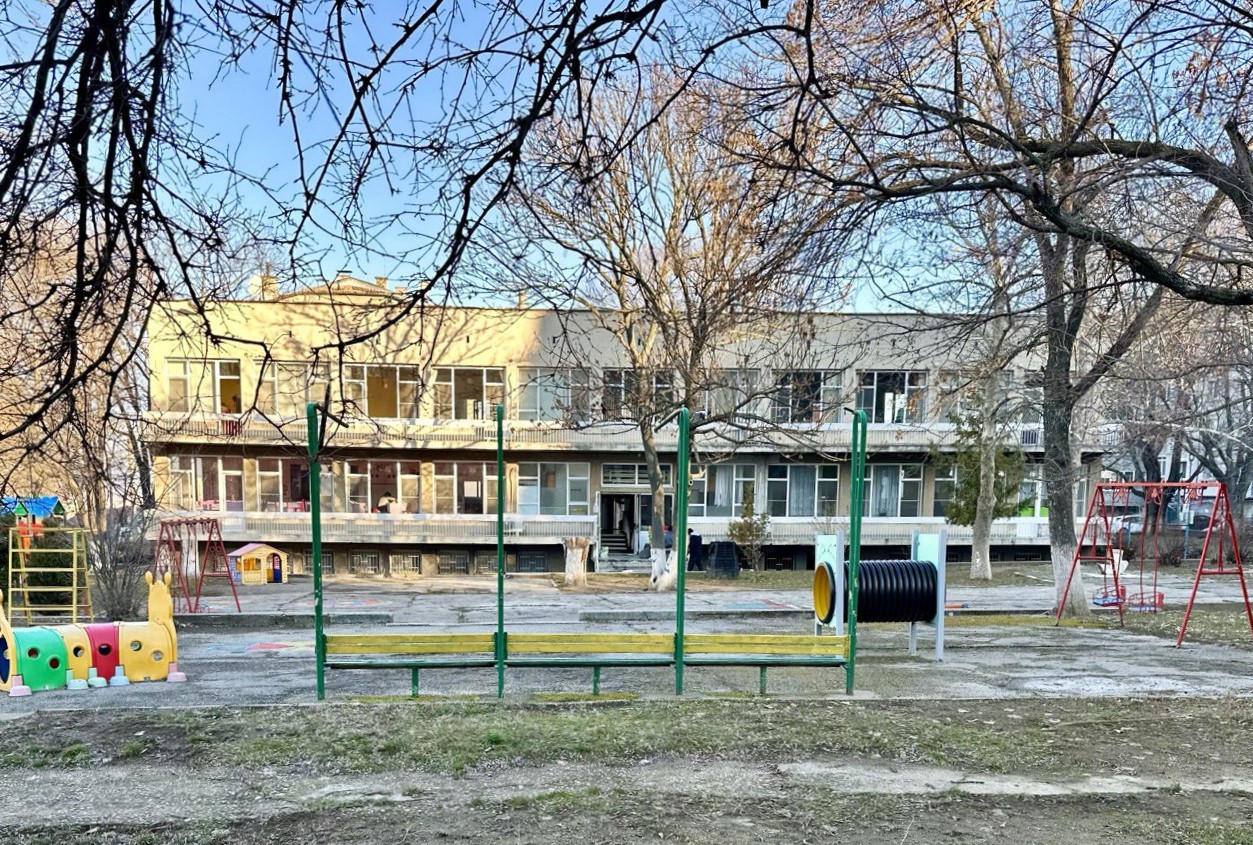 Нощен пожар пламна в детска градина в Русе