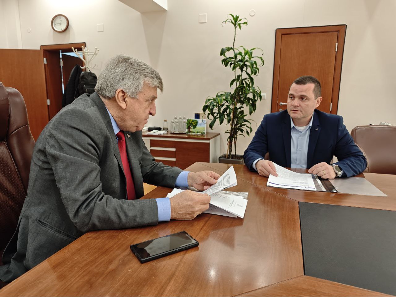 Кметът на Русе настоя пред екоминистъра за нови норми за химическите замърсители