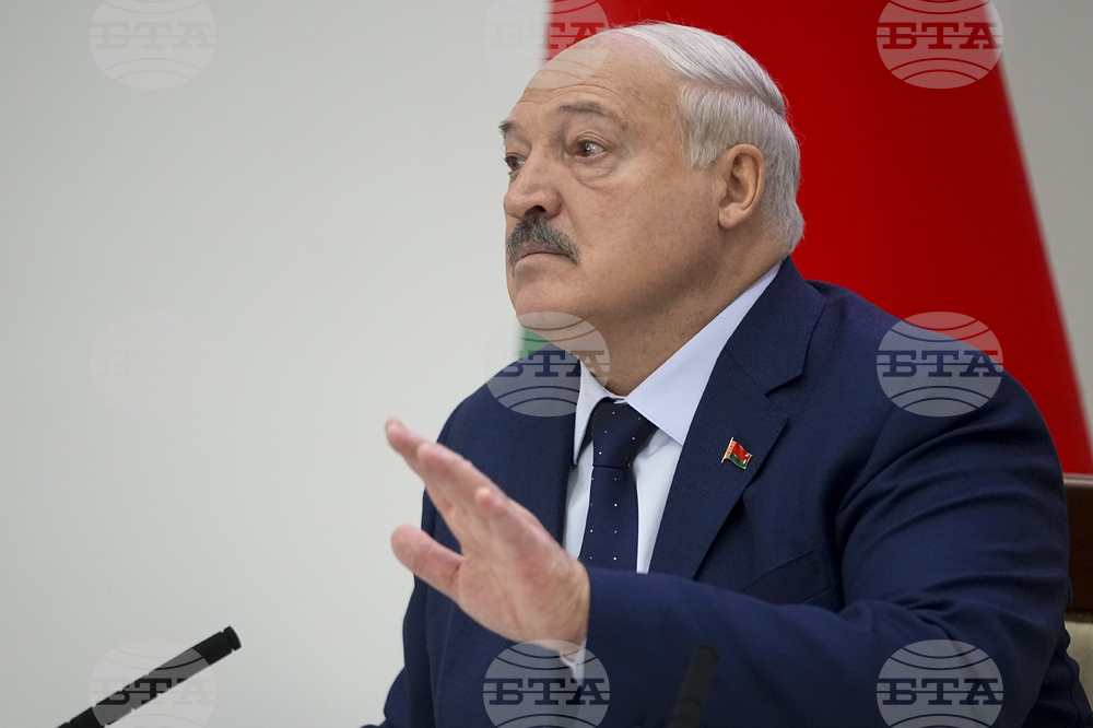 Лукашенко предлага да е домакин на преговорите за мир в Украйна