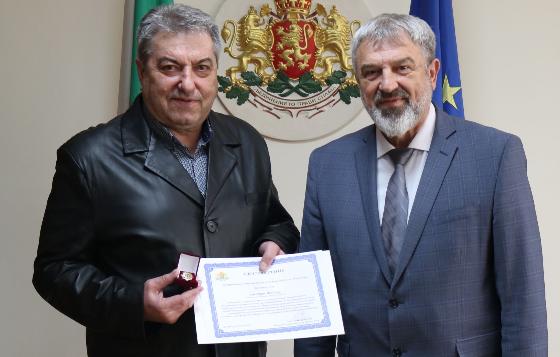 Директорът на УМБАЛ „Канев“ Иван Иванов  бе отличен със знака на областния управител на Русе