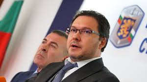 Даниел Митов разпореди проверка на републиканската пътна мрежа за опасни участъци