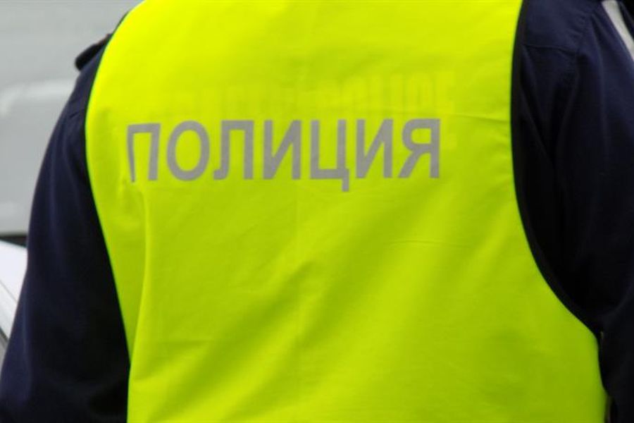 19-годишен водач заби мотоциклета си в канавка