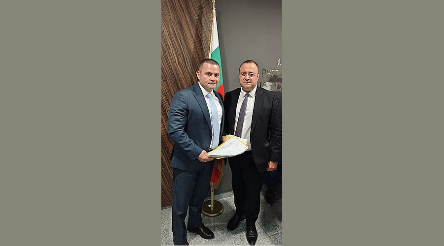 Пенчо Милков подписа с МРРБ споразумения за нови 5 проекта за над 9,3 милиона лева