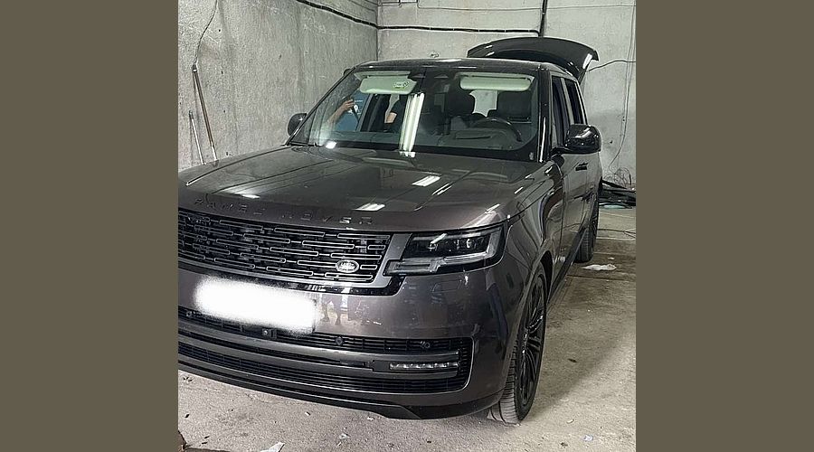 Разкриха депо за крадени луксозни автомобили